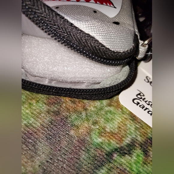 This John Mellencamp Zipper Pouch + Hardcover Notebook + TOUR Postcard Set 2023 - Picture 2 of 6